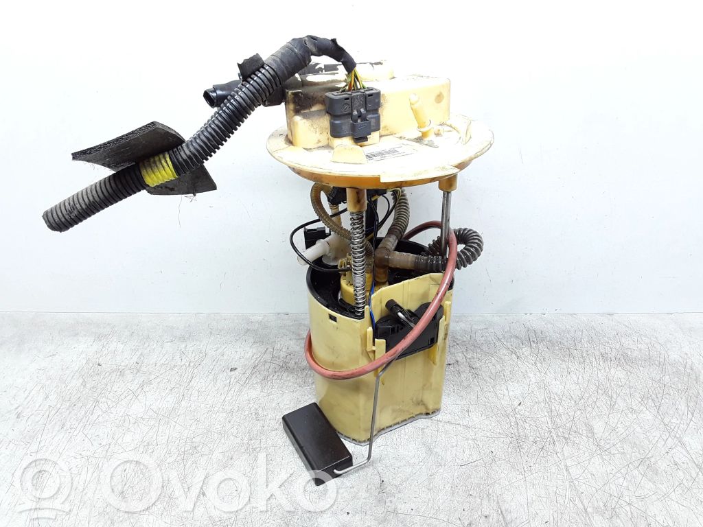 Volvo V60 Bomba interna de combustible 