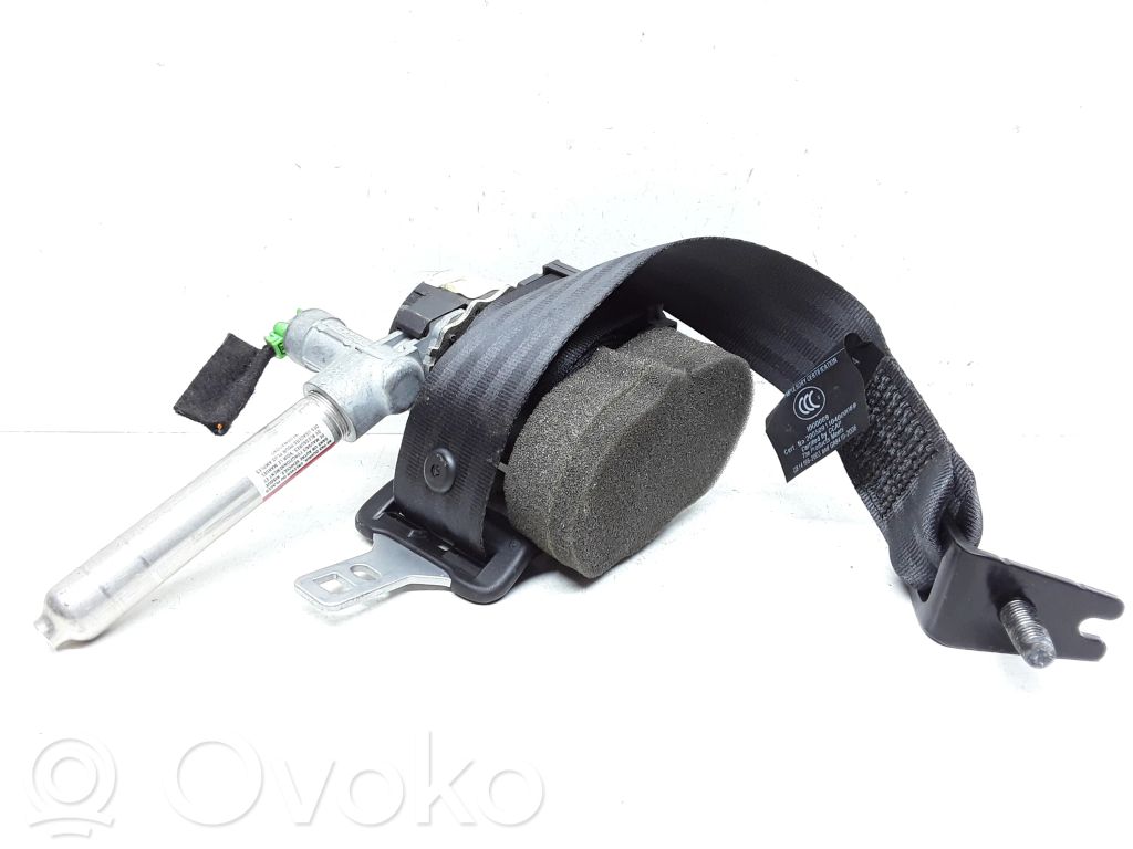 Volvo C30 Cinturón trasero 