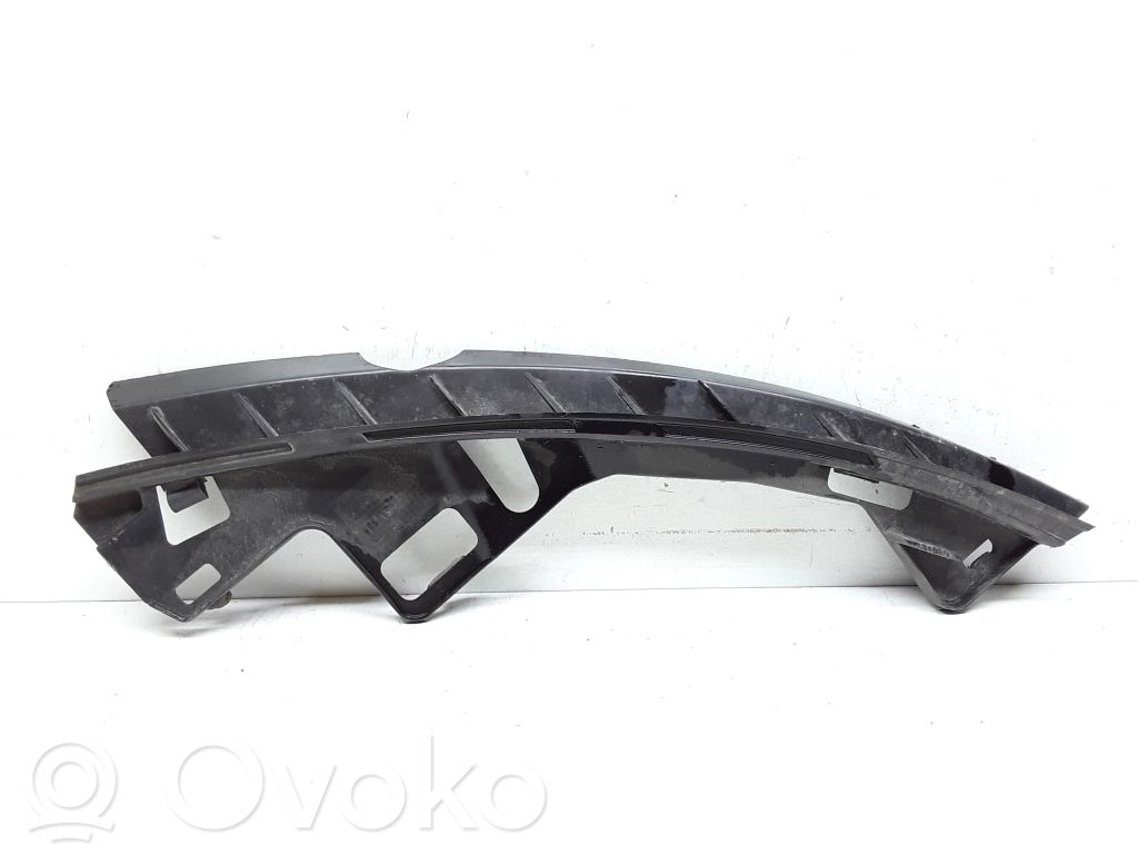 Volvo C30 Front bumper mounting bracket 