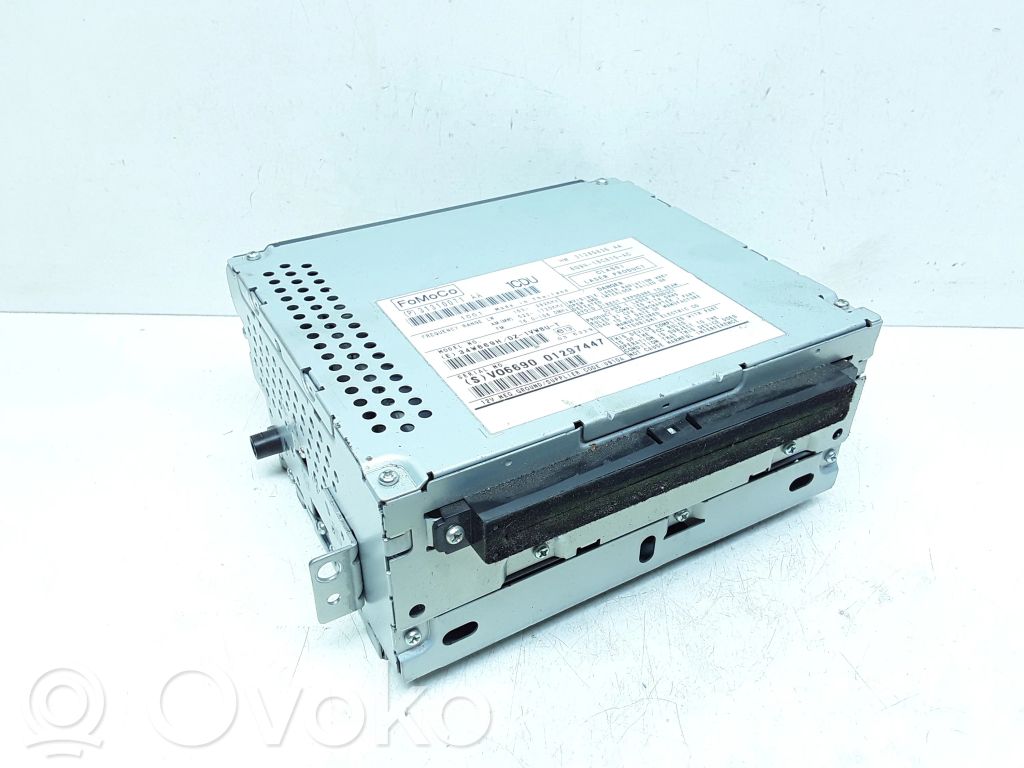 Volvo V70 Radio / CD/DVD atskaņotājs / navigācija 