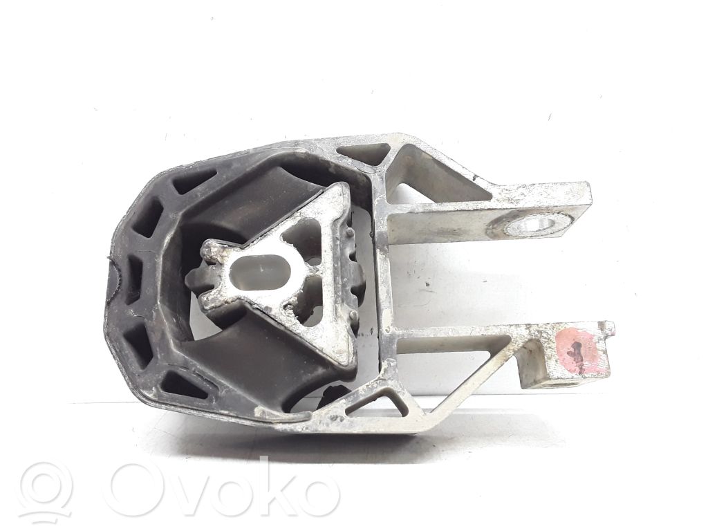 Volvo V40 Engine mount bracket 