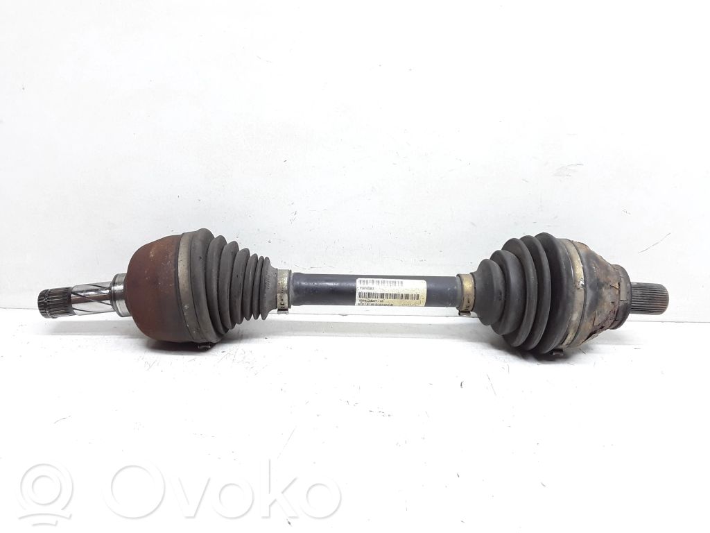 Volvo V70 Priekinis pusašis 