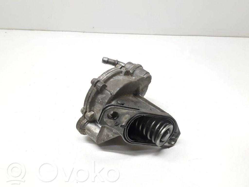 Volvo V70 Pompă vacuum 