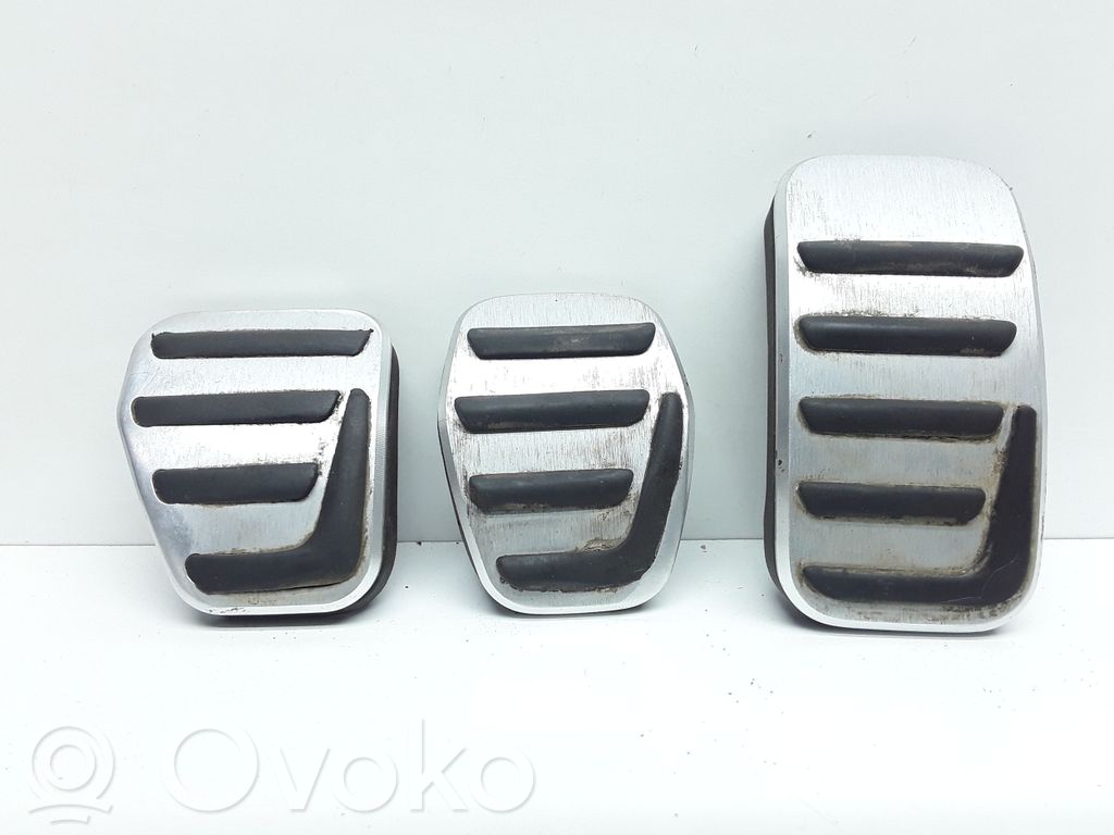Volvo V40 Assemblage pédale 