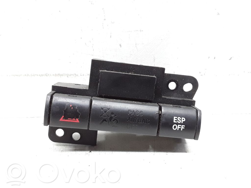 Chrysler 300 - 300C Botón interruptor de luz de peligro 