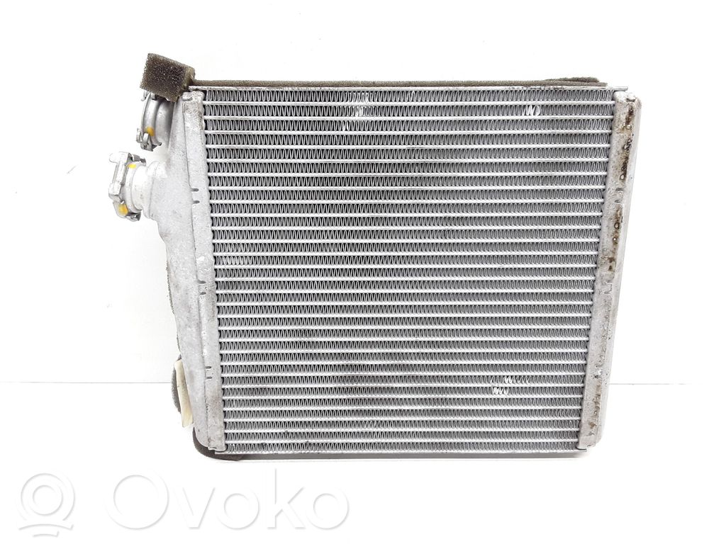 Volvo V70 Pečiuko radiatorius 
