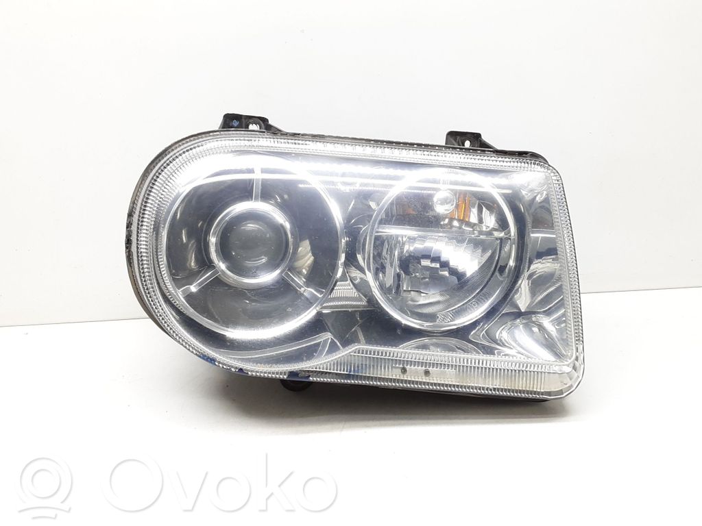 Chrysler 300 - 300C Headlight/headlamp 