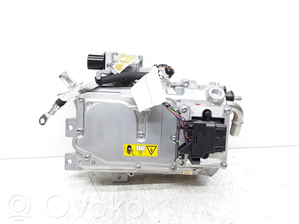 Inversor/convertidor de voltaje   31407026