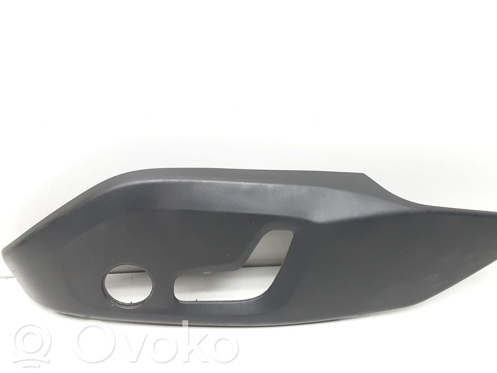 Volvo S90, V90 Moldura del asiento 