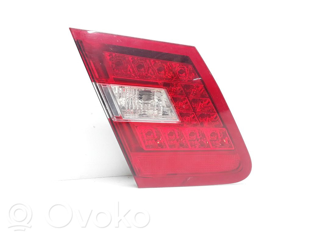 Mercedes-Benz E W212 Lampy tylnej klapy bagażnika 