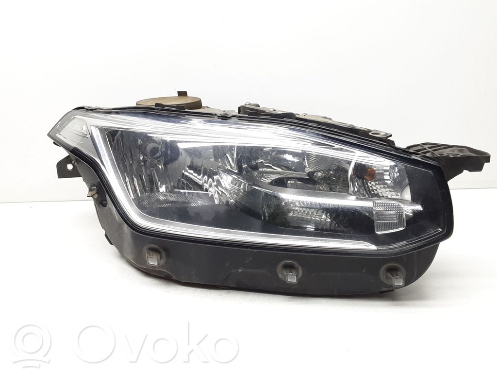 Volvo XC90 Headlight/headlamp 