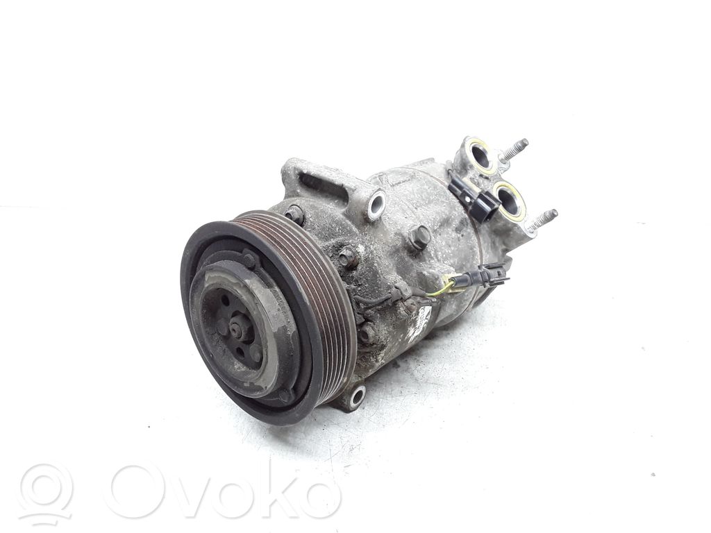 Volvo V70 Kompresor / Sprężarka klimatyzacji A/C 
