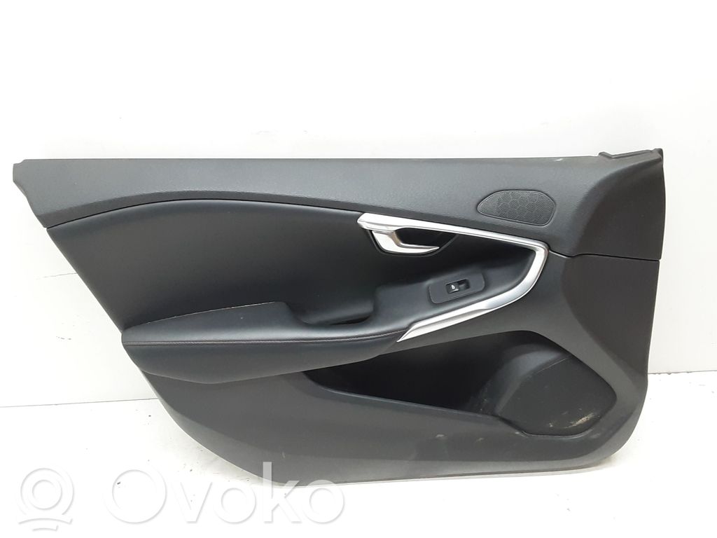 Volvo V40 Cross country Front door card panel trim 