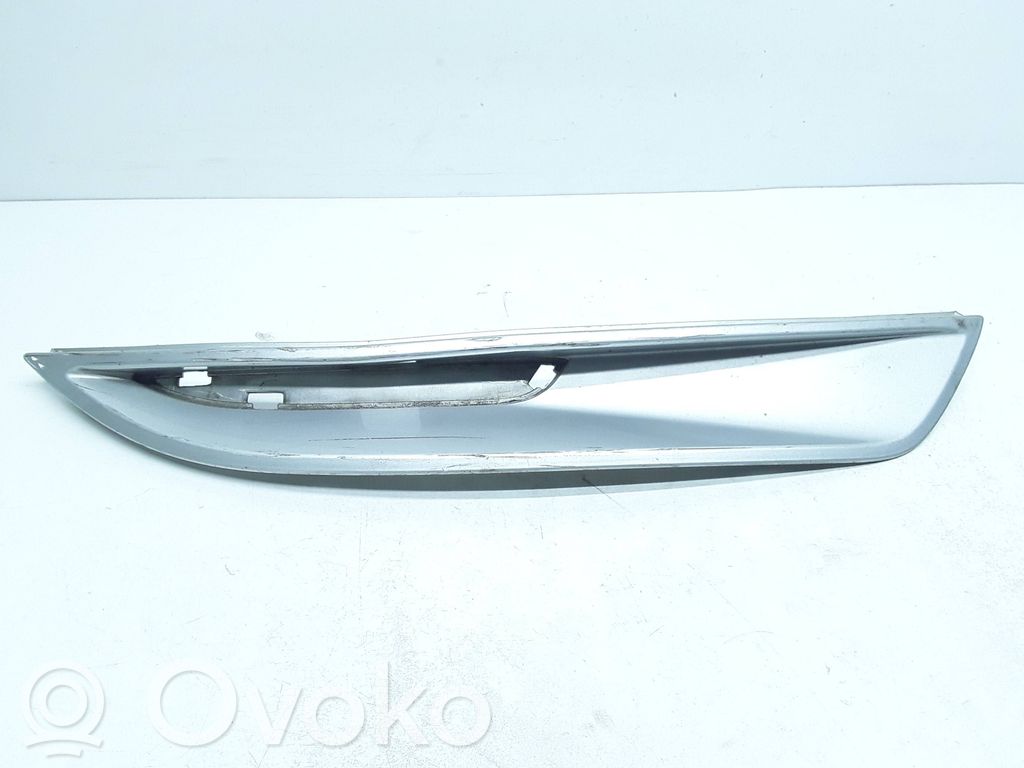 Kratka dolna zderzaka przedniego   8V4115A281AW