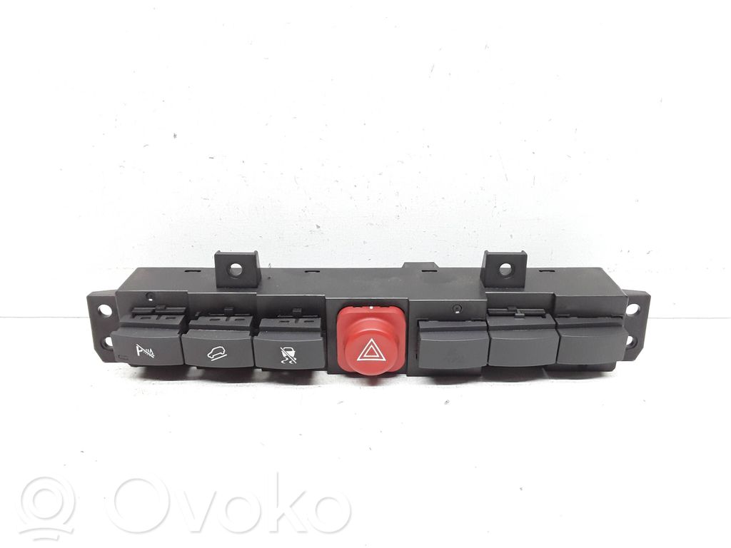 Opel Antara Hazard light switch 