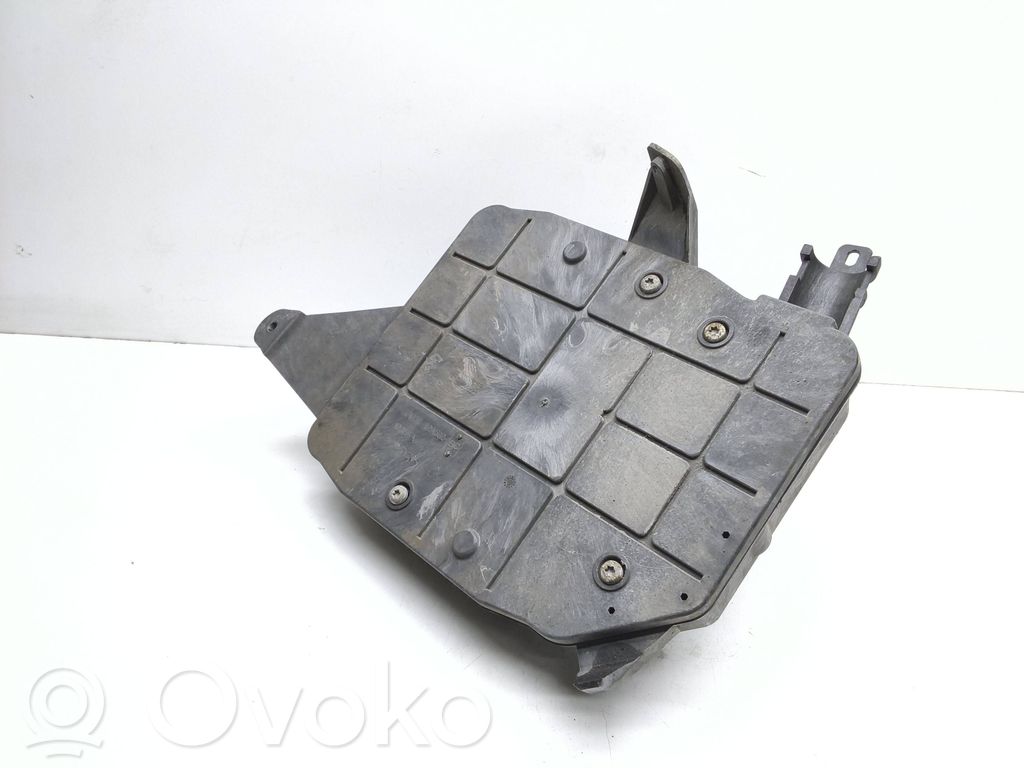 Volvo V50 Engine control unit box 