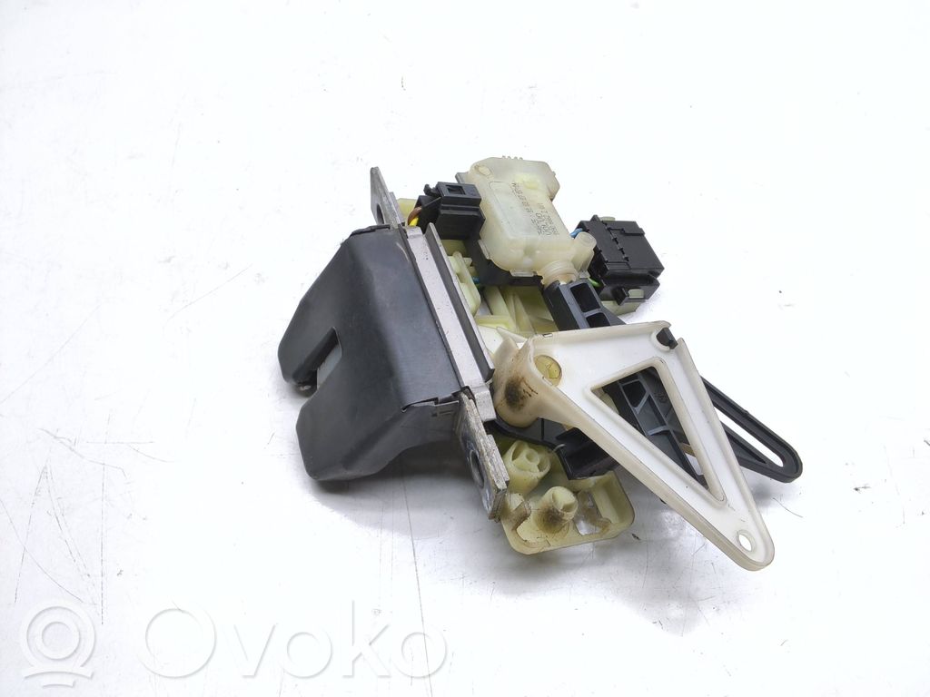 Volvo V70 Tailgate/trunk/boot lock/catch/latch 