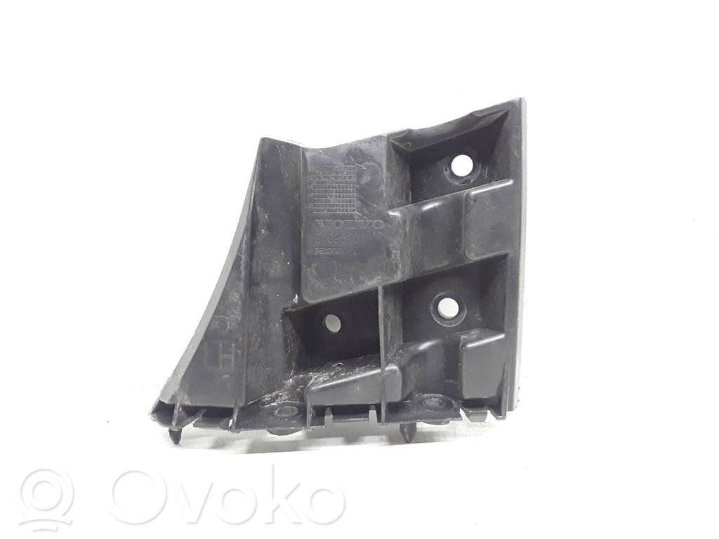 Volvo V40 Front bumper mounting bracket 