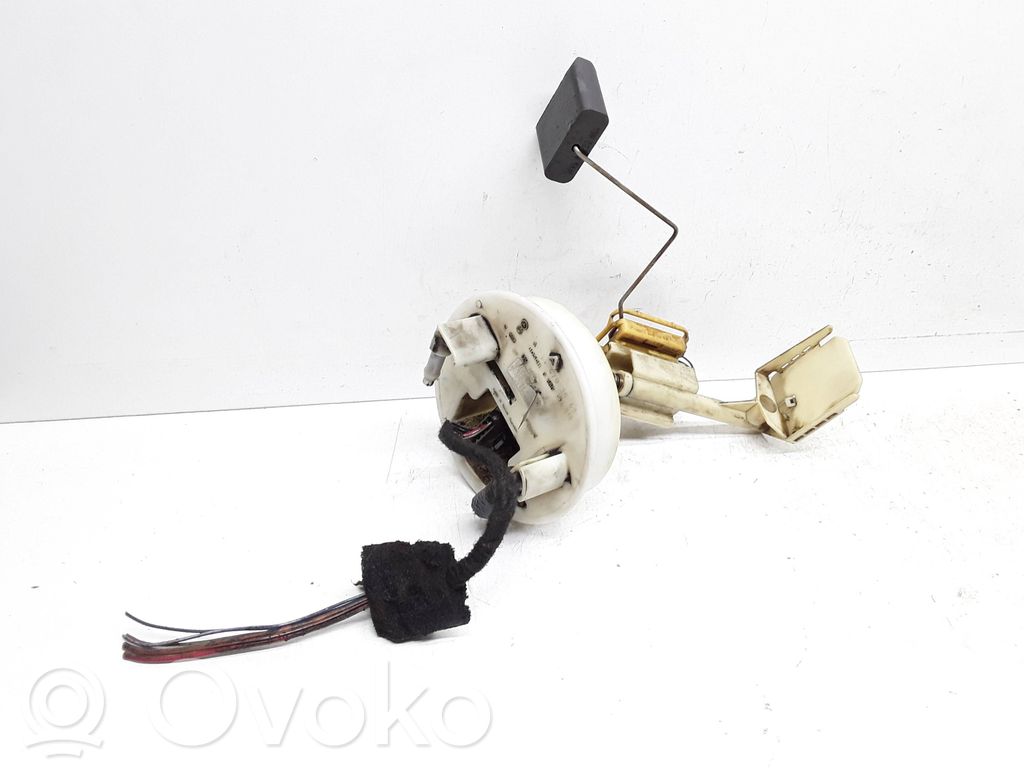Mercedes-Benz E W211 Sensor de nivel de combustible 