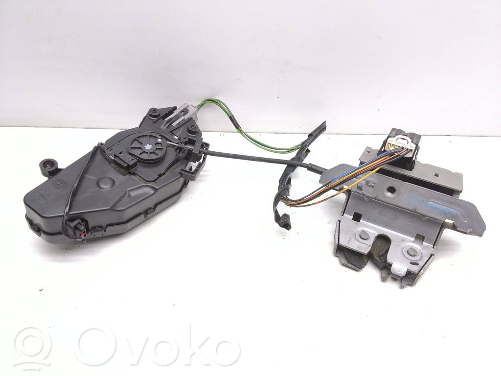 Volvo V70 Tailgate/trunk/boot lock/catch/latch 