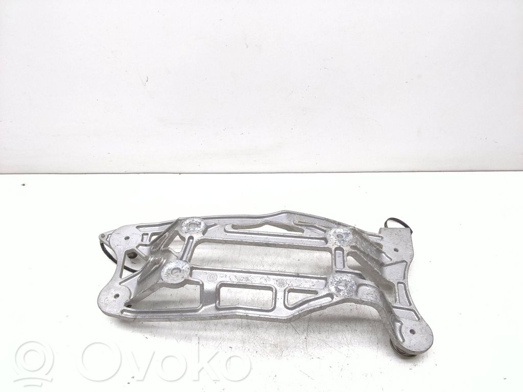 A/C compressor mount bracket   32352687