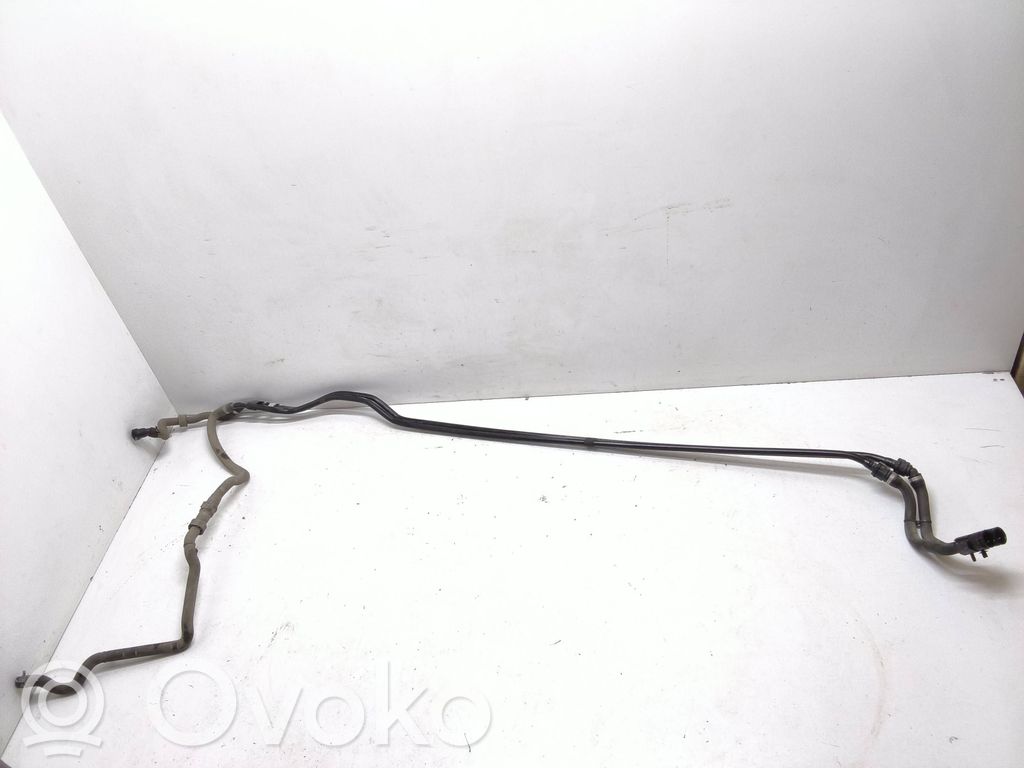Przewód / Wąż chłodnicy   31686979
