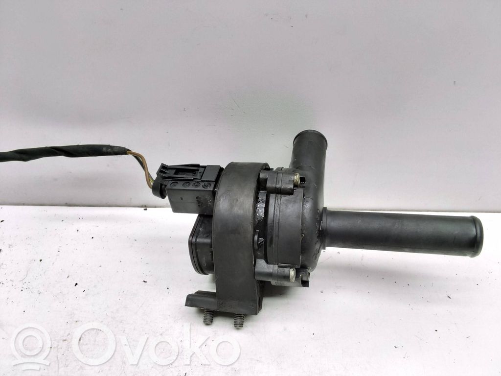 Mercedes-Benz S W221 Pompe à eau de liquide de refroidissement
