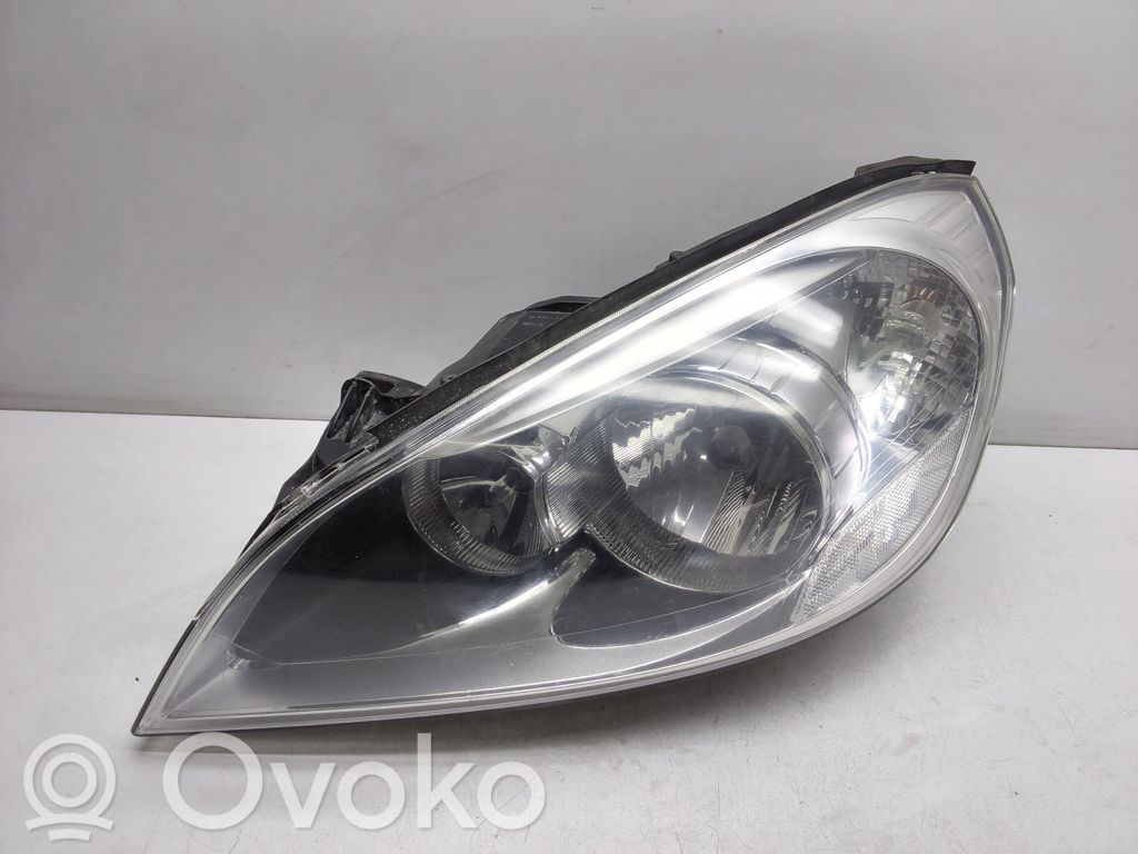 Volvo S60 Lampa przednia 