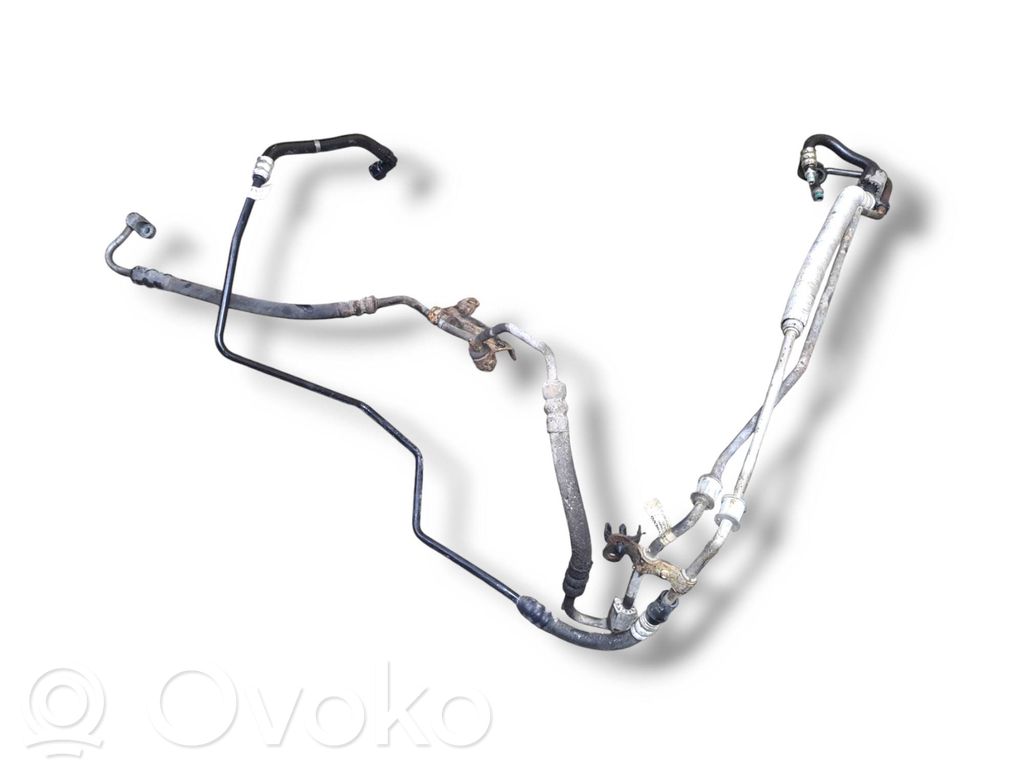 Volvo V70 Furtun/conductă servodirecție 