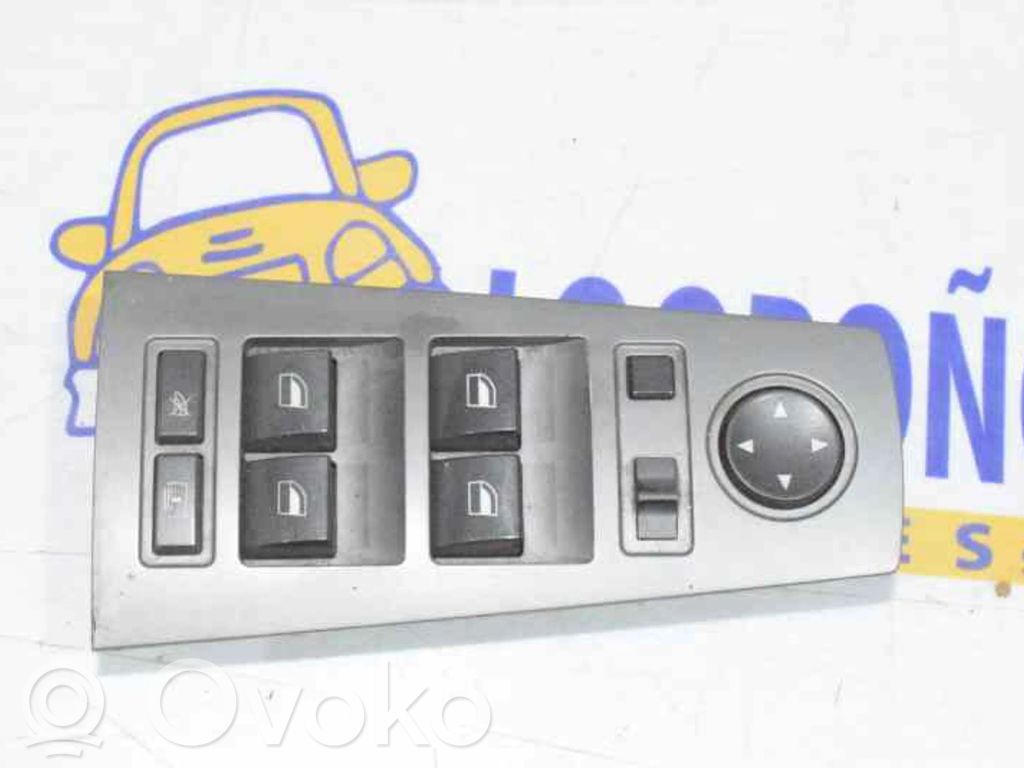 BMW 1 E81 E87 Electric window control switch 