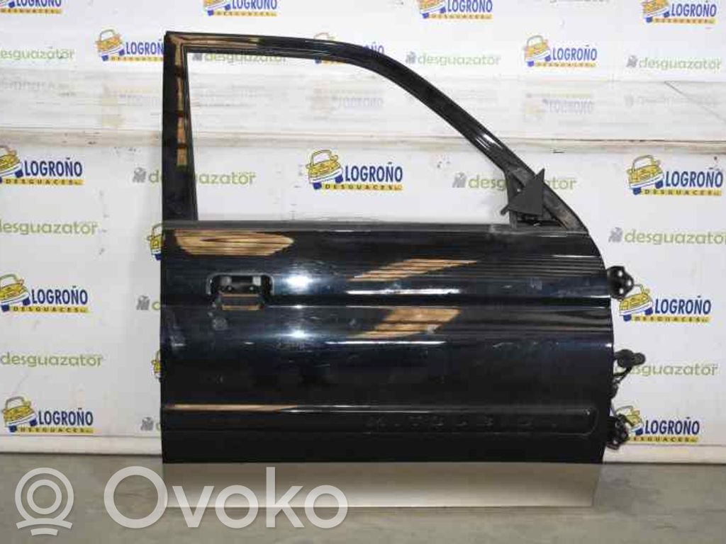 Mitsubishi Montero Puerta delantera 