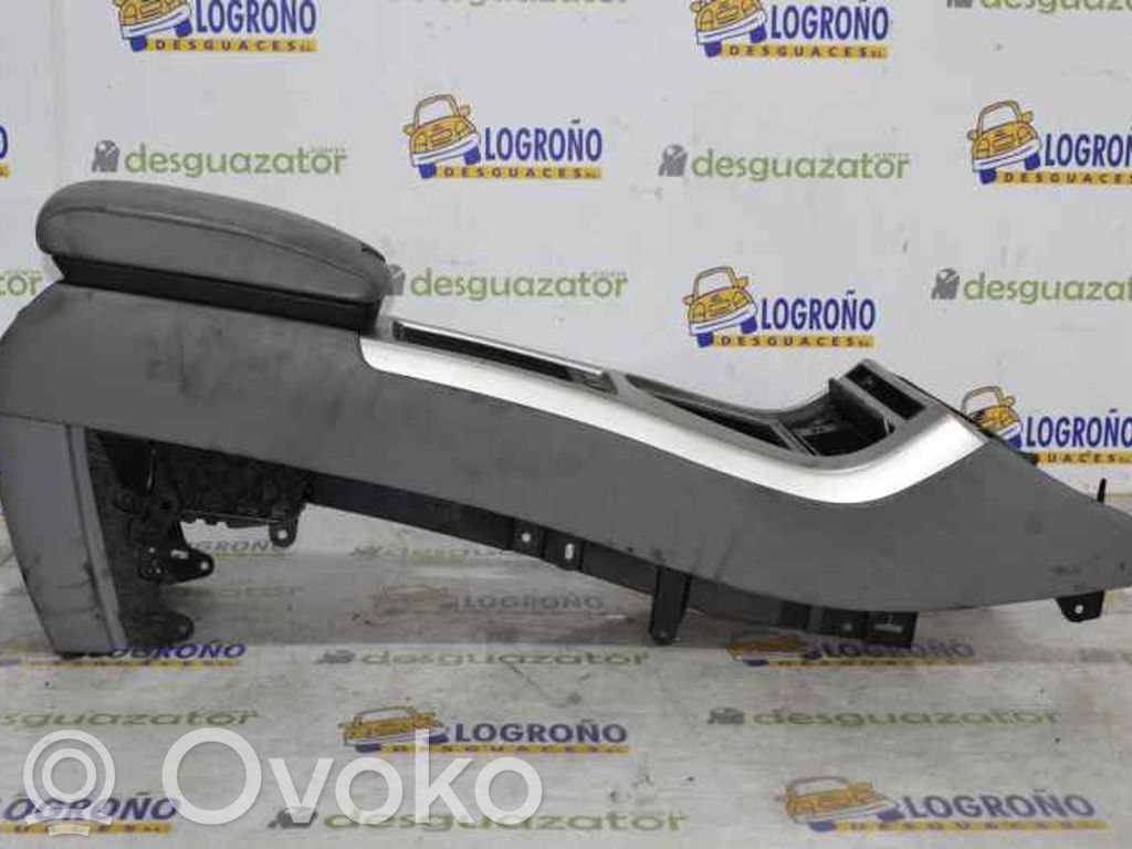 Armrest   51168402933,CUEROGRIS