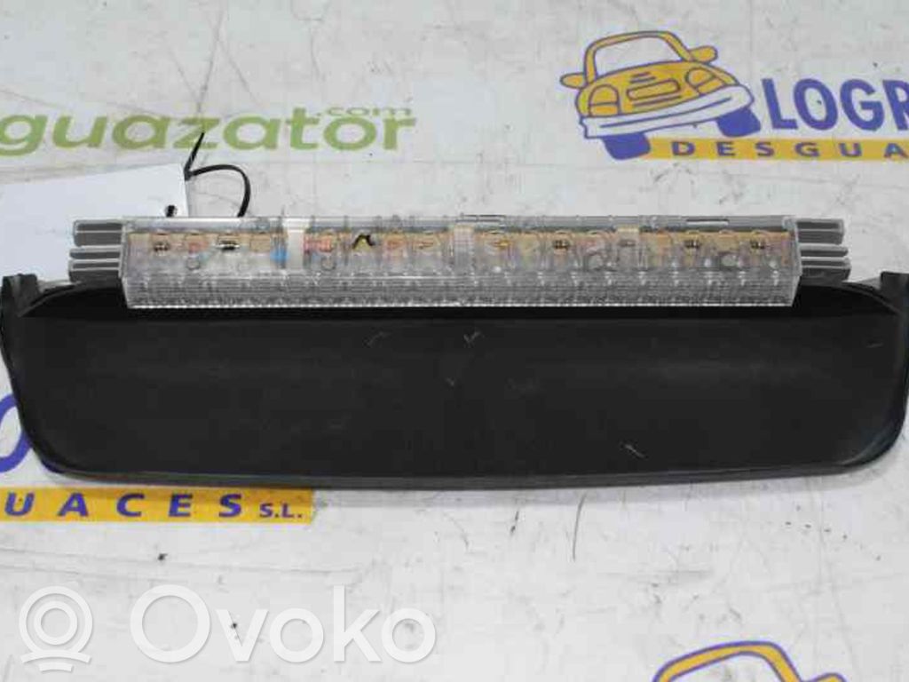 BMW 3 E46 Third/center stoplight 