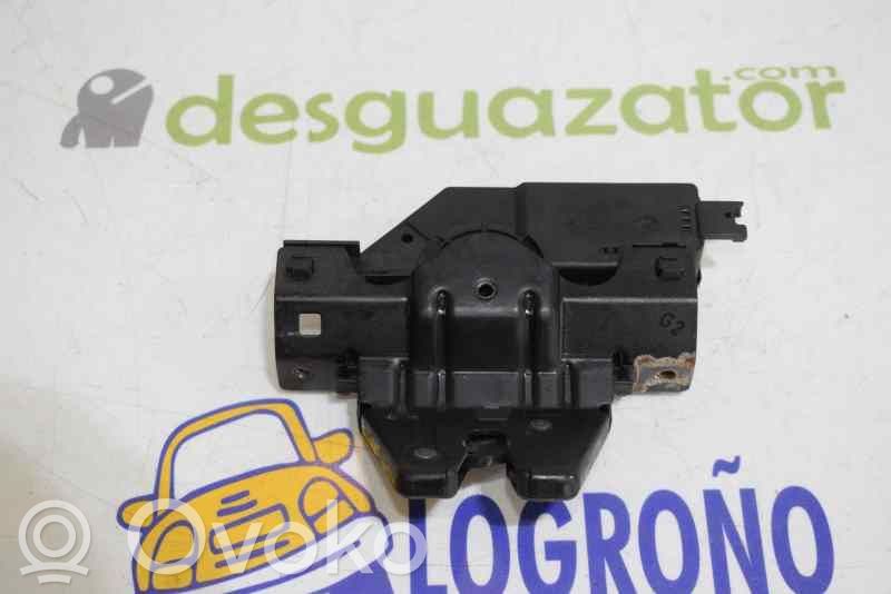 Tailgate lock latch   51247840617,7840617