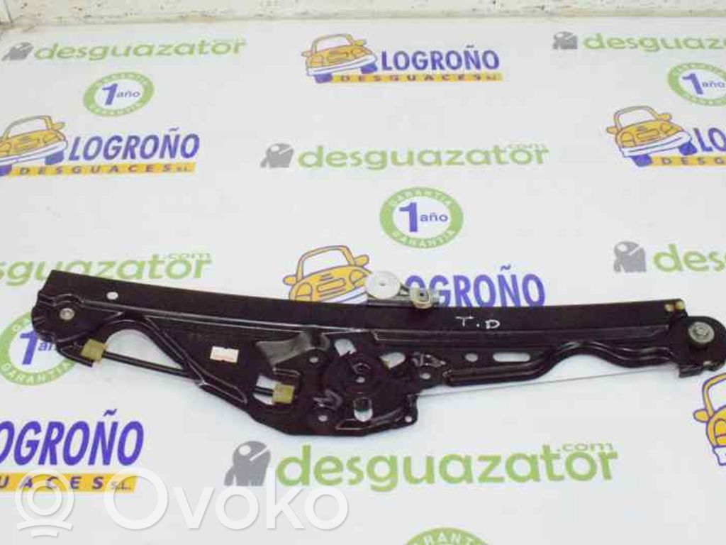 Regulador manual de la ventanilla trasera   51357184746,7184744S,7184746E