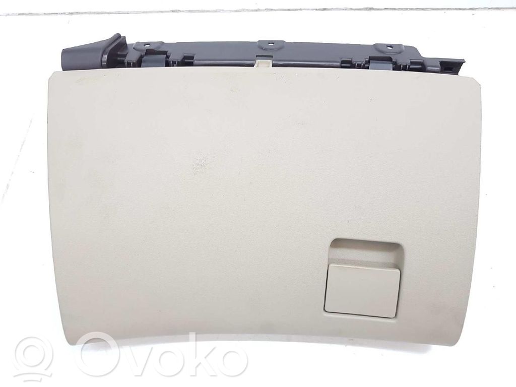 Opel Insignia A Glove box 