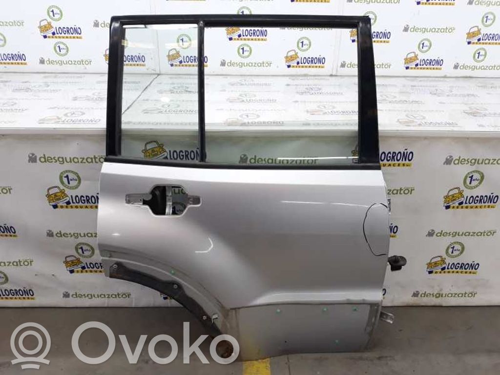 Mitsubishi Montero Puerta trasera 