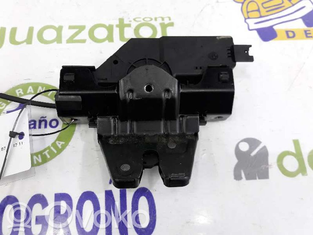 Tailgate lock latch   7840617,51247840617