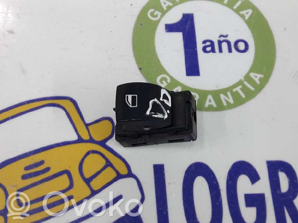 BMW 1 E82 E88 Electric window control switch 