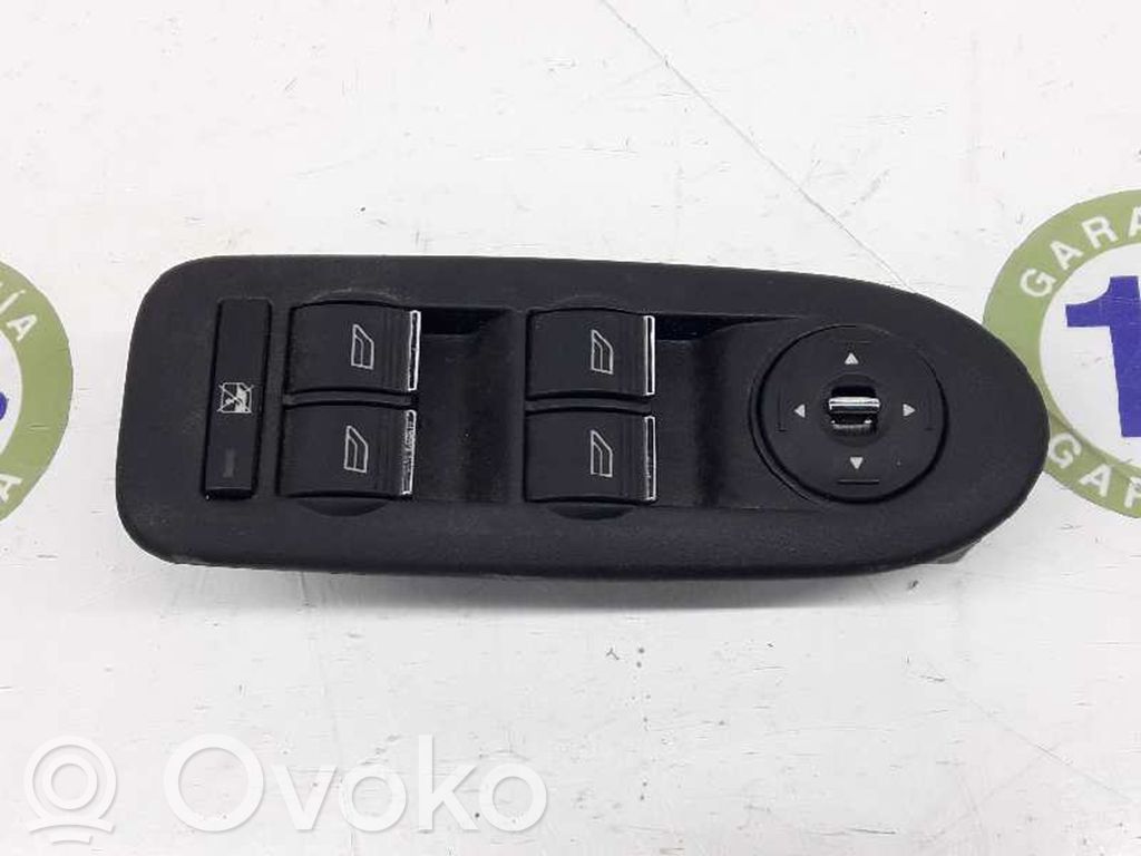 Ford Kuga I Interruptor del elevalunas eléctrico 