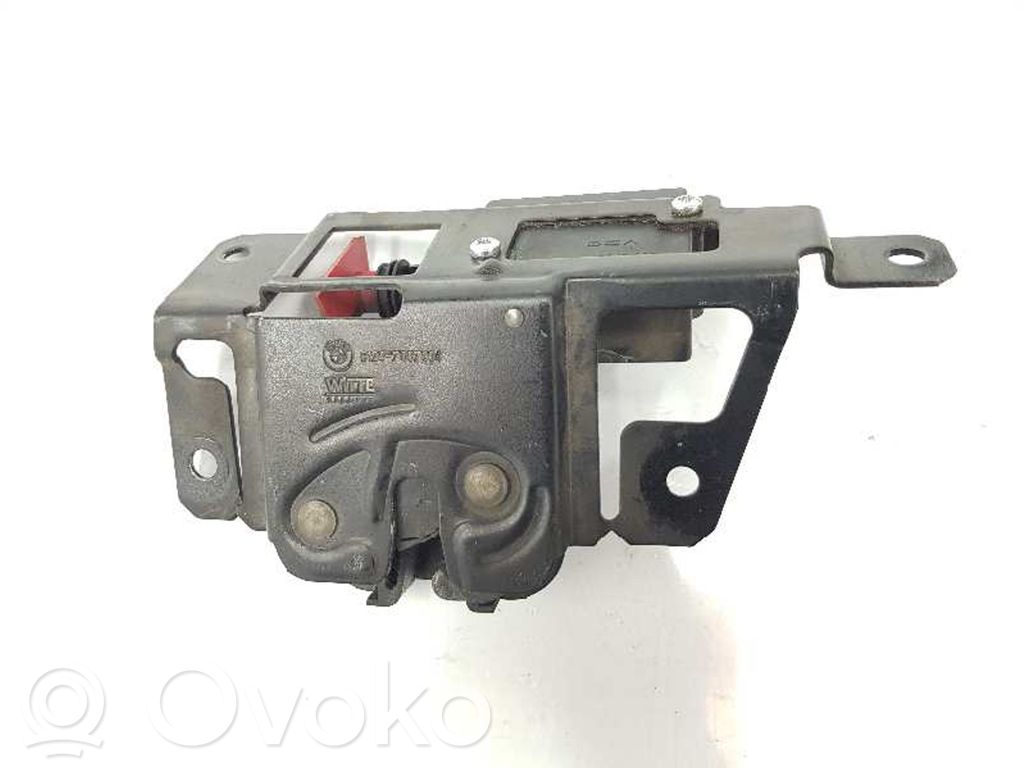 BMW 3 E90 E91 Tailgate lock latch 