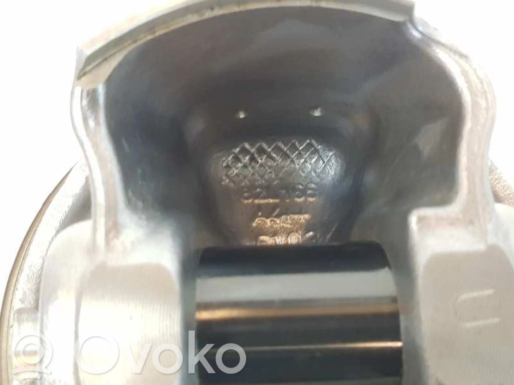Audi TT TTS Mk2 Tłok 