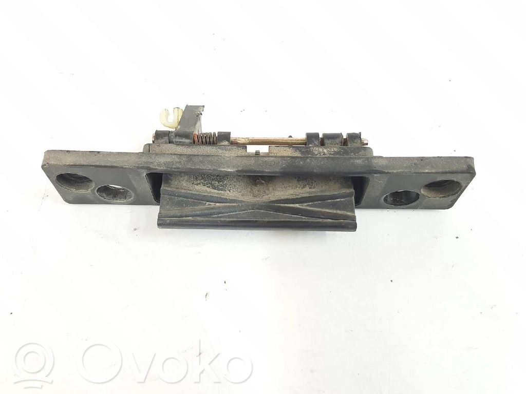 KIA Carens I Tailgate/trunk/boot exterior handle 