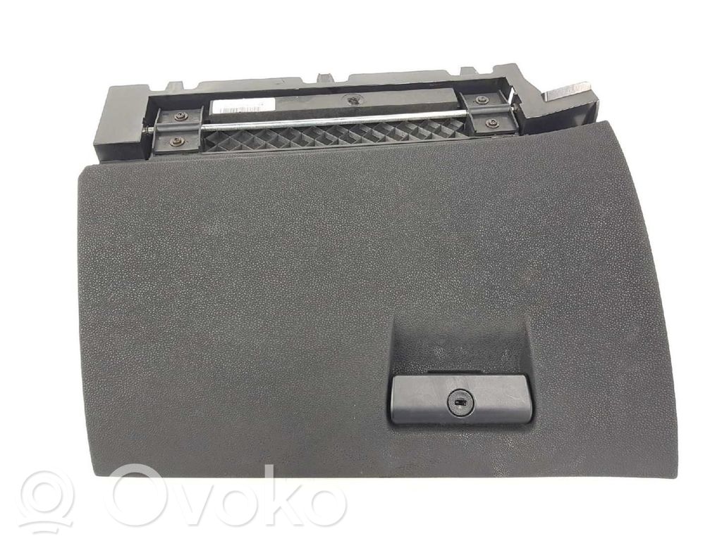 BMW 3 E90 E91 Glove box 