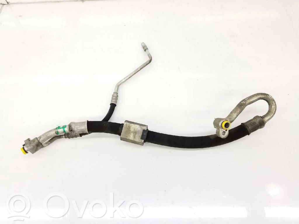 BMW 1 E82 E88 Air conditioning (A/C) pipe/hose 