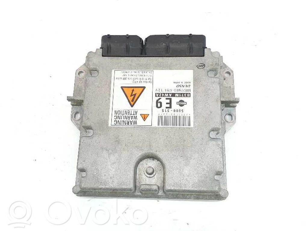 Nissan Primera Engine control unit/module 