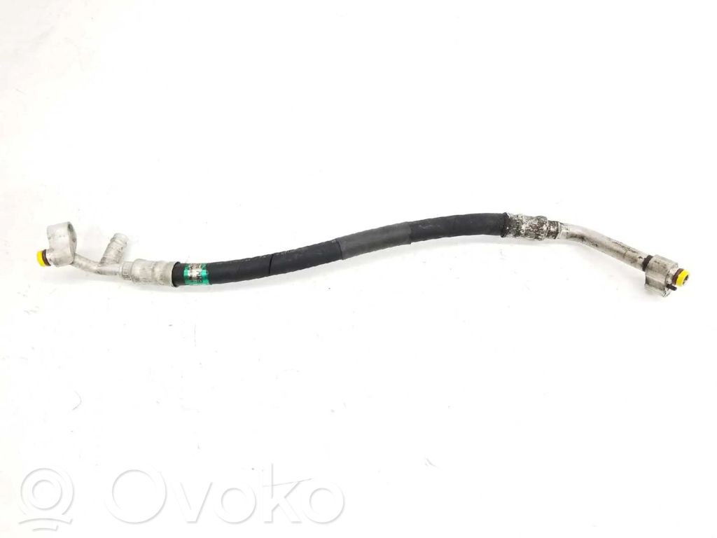 BMW X3 E83 Ilmastointilaitteen putki (A/C) 