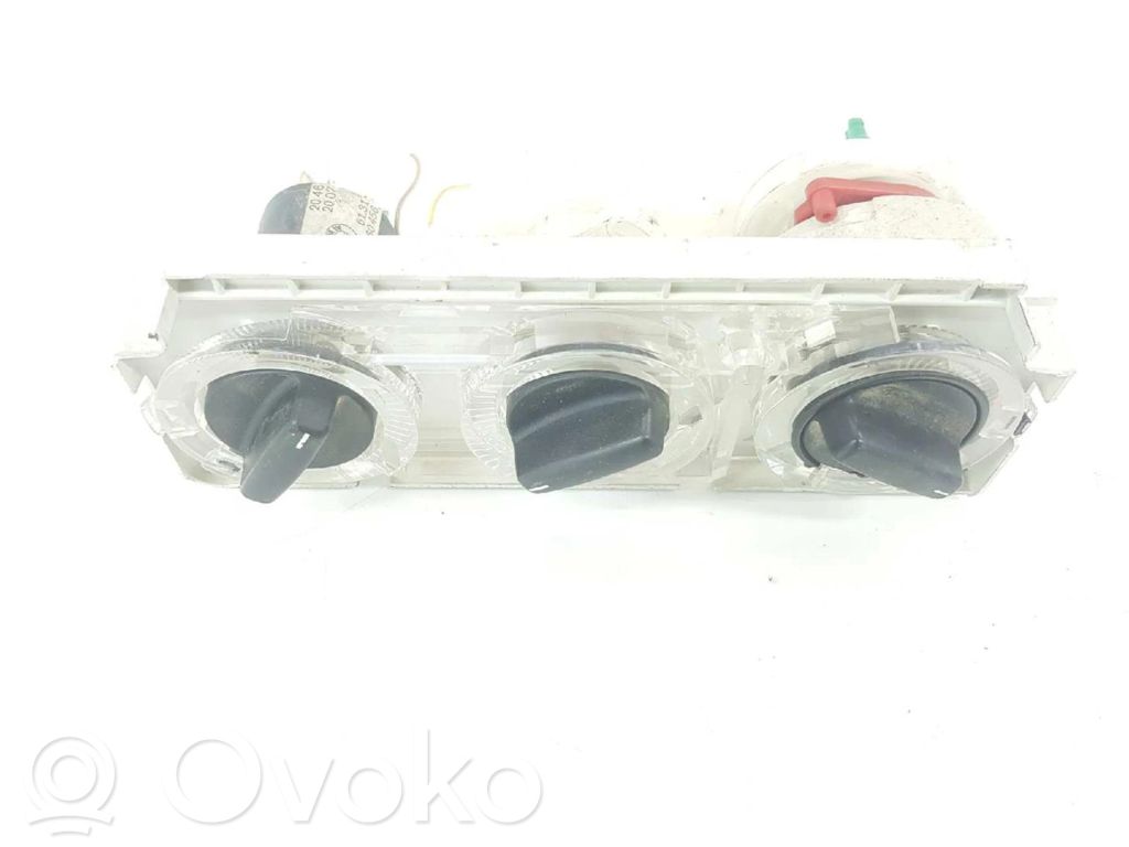 BMW 3 E36 Climate control unit 