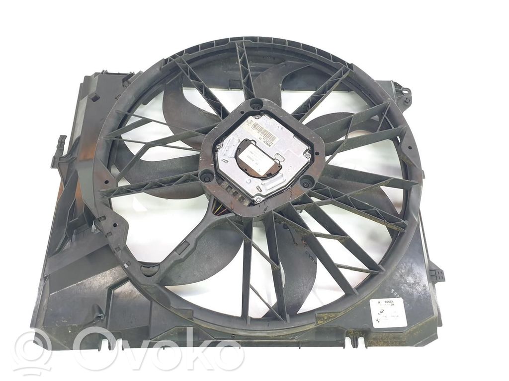 BMW 3 E90 E91 Elektrisks radiatoru ventilators 