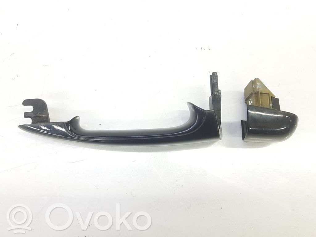 BMW X3 E83 Klamka zewnętrzna drzwi przednich 